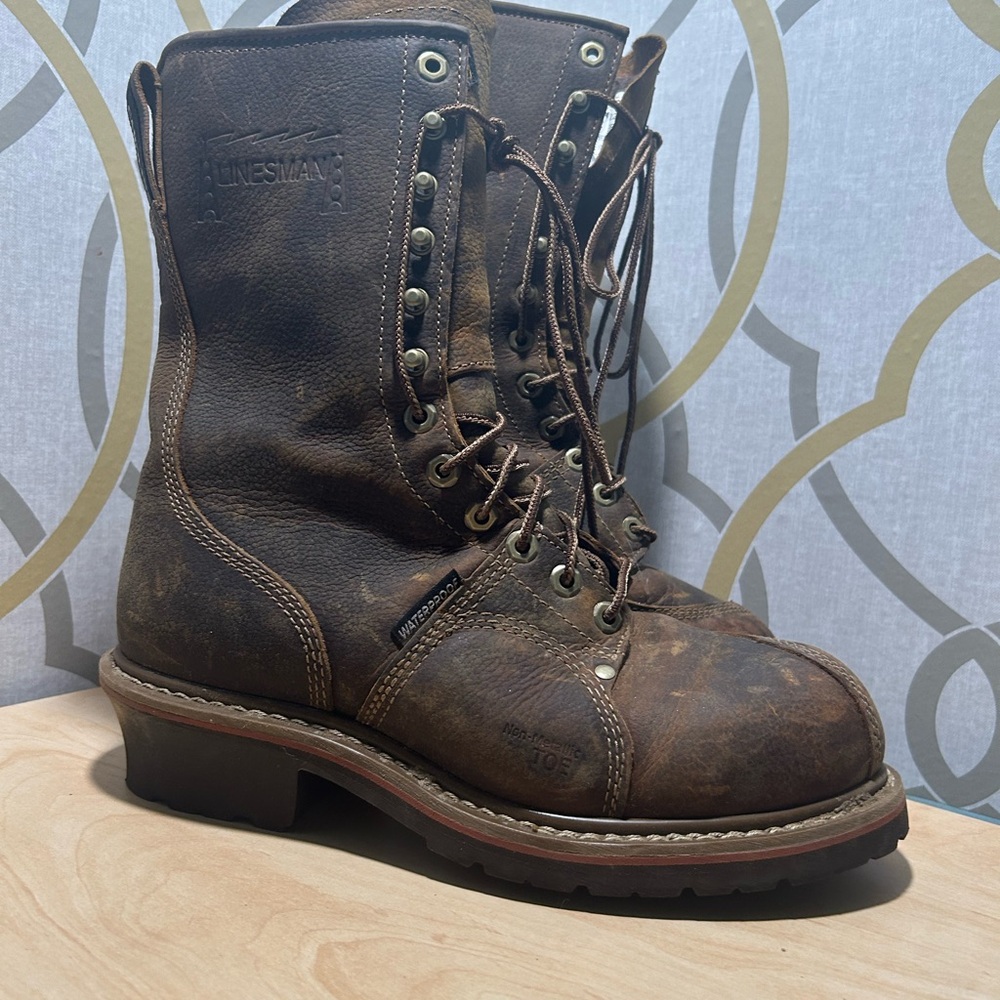 Carolina 10 inch Waterproof Linesman Work Boots men’s size 8.5